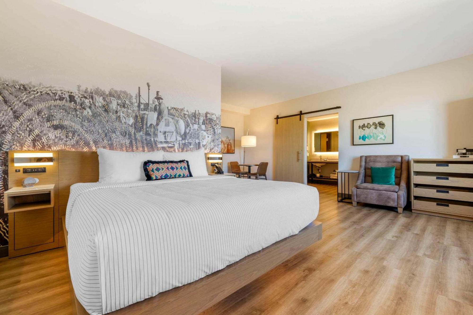 Cambria Hotel El Centro - Imperial Экстерьер фото